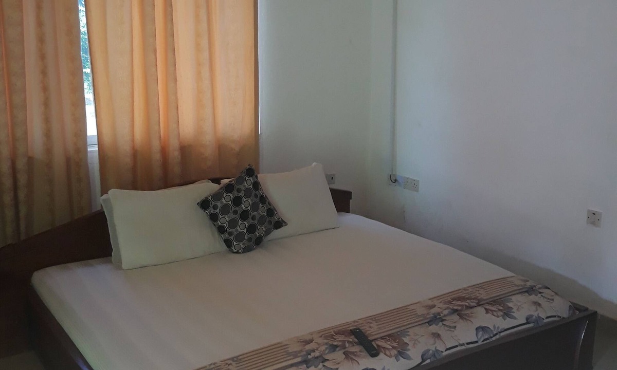 Akyinim Cabin | Abuesi Beach Resort