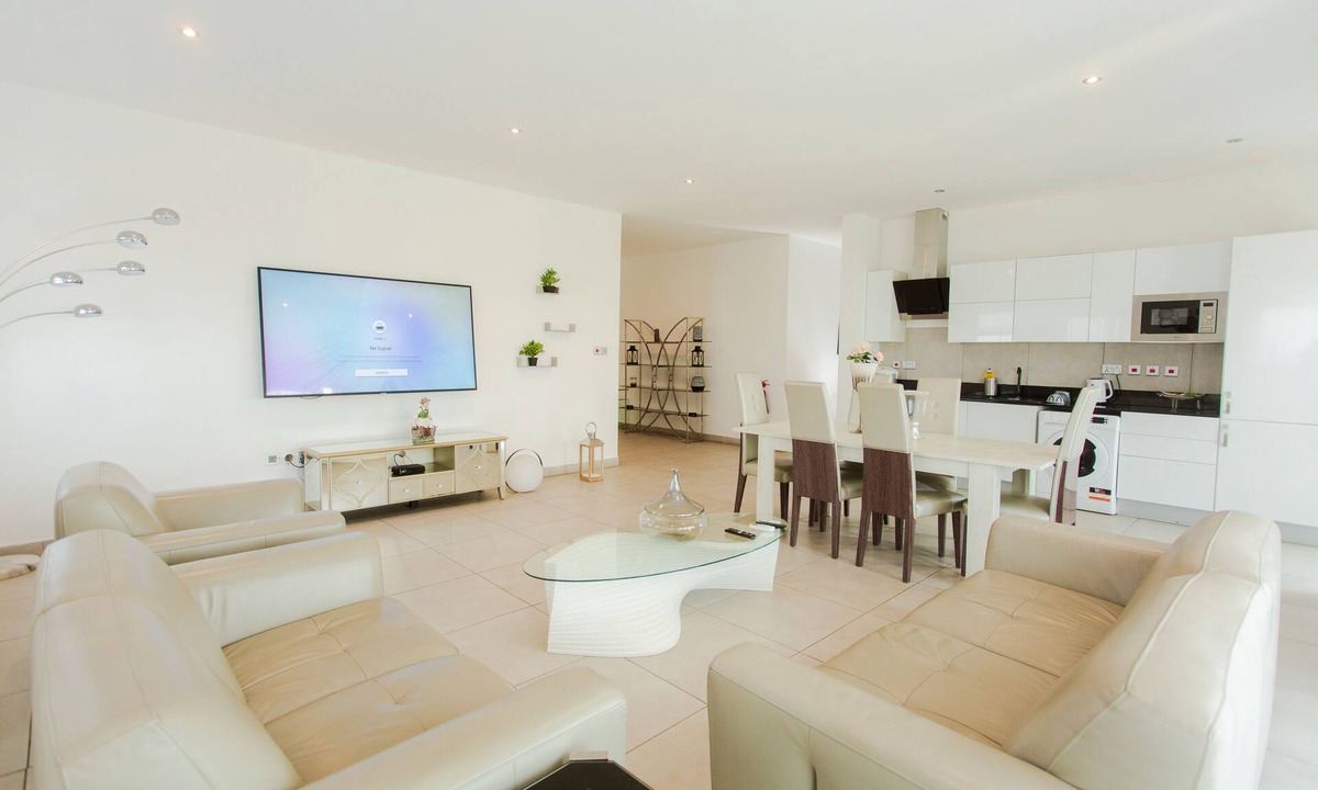 Labadi Apartment | Accra Luxury Apartments at Pine Court