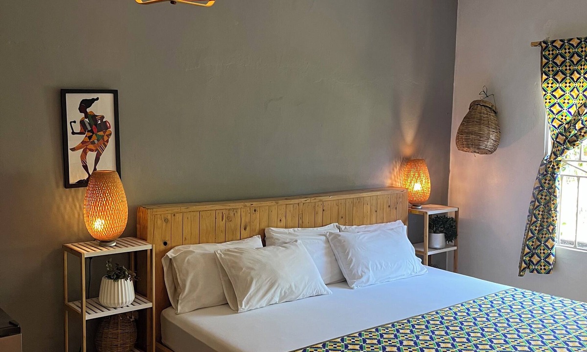Kokrobite Hotel | African Treasure Beach Resort