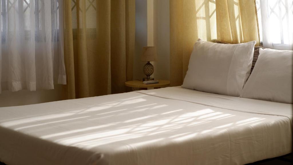 Madina Apartment | Albert place