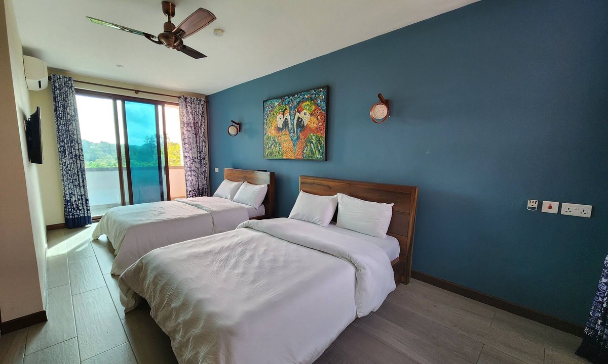 Ada Hotel | Aleri's Garden