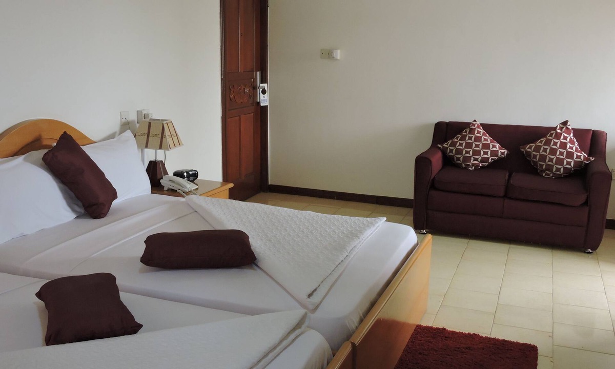 Patang West Hotel | All Seasons Hotel