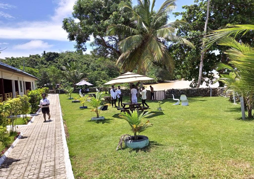 Axim Hotel | Ankobra Bridge Hotel and Resort