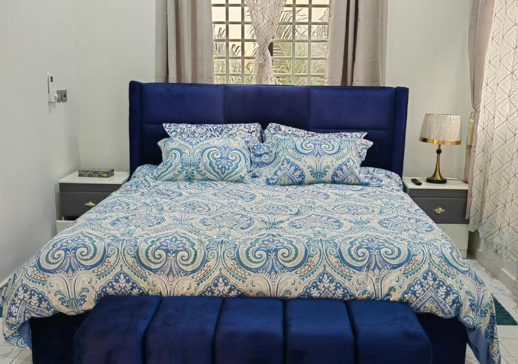 Kweiman House | Barbs Homestay Comfortable Room Rental in 3 Bed House