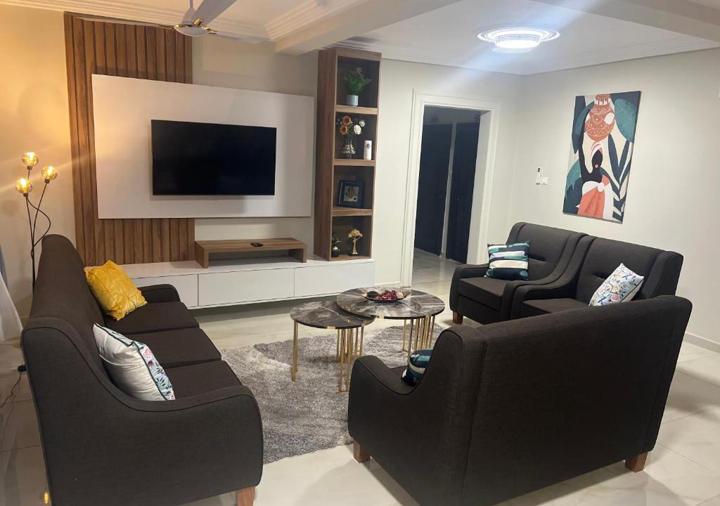 Kubease Apartment | Boulevard Court