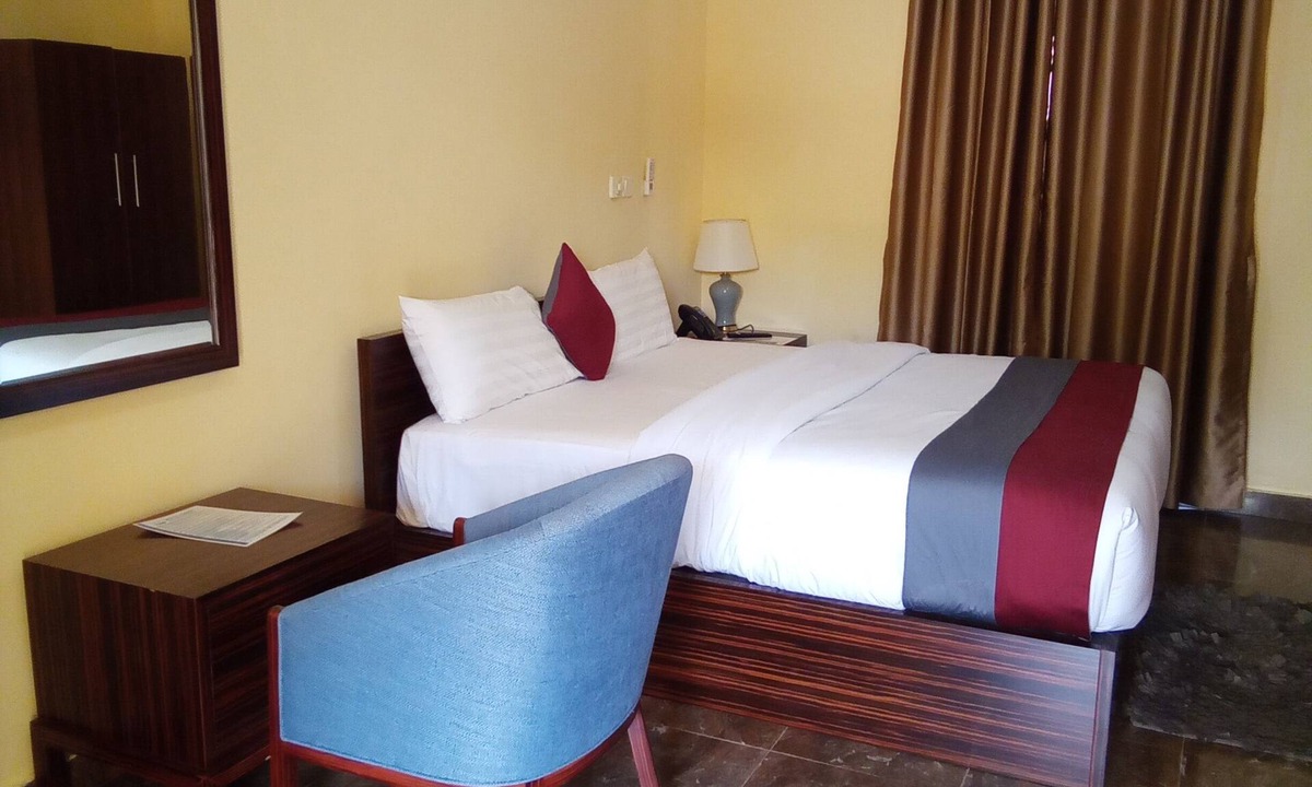 Krachi Hotel | BowMarie Resort