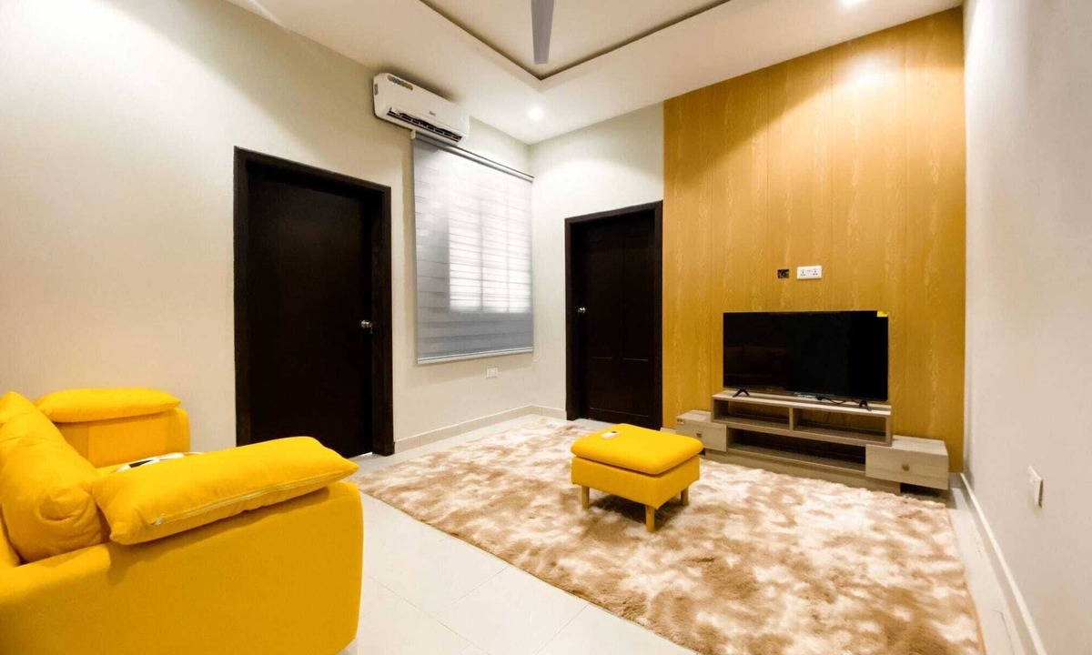 Nungua Apartment | Breezy Mountain View
