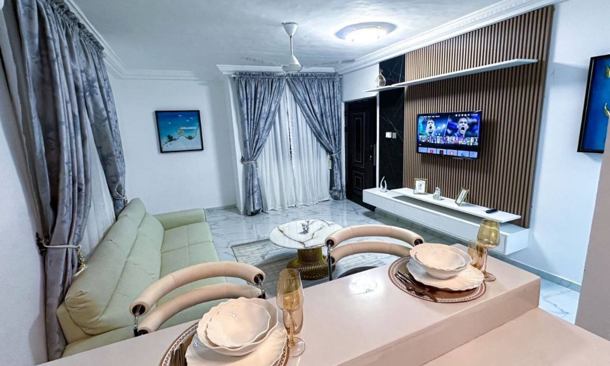 Sekondi-Takoradi Apartment | Casa Viola The Vine