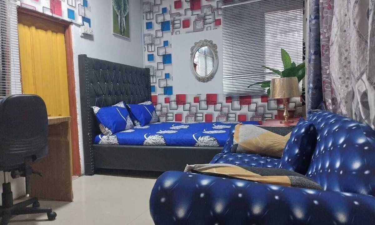 Accra Apartment | Charming 1-bedroom and 2 bedroom apartment with AC in vibrant Lapaz Tabora,Accra