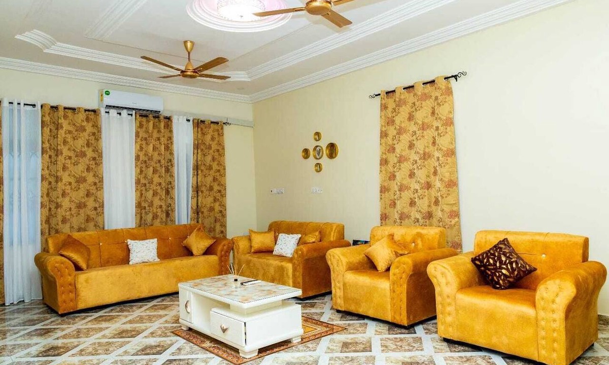 Ejisu Apartment | Charming 3-bedroom apartment with AC in lively Ejisu Besease-Jamasi