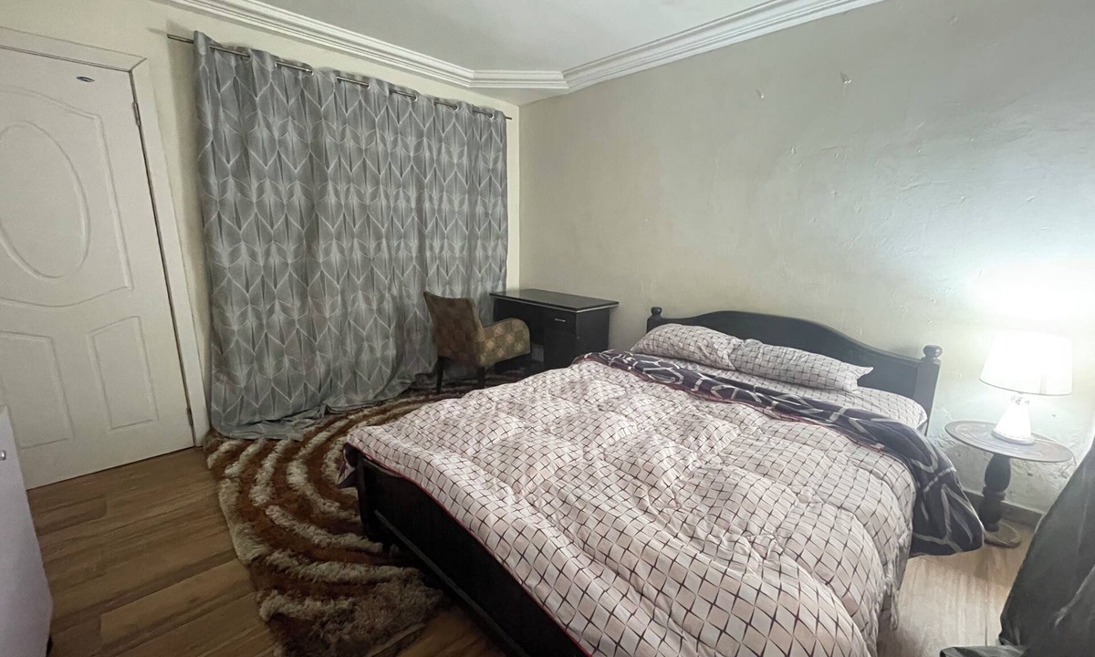 North Ridge House | Charming 3-bedroom house with WiFi and AC in amazing Accra