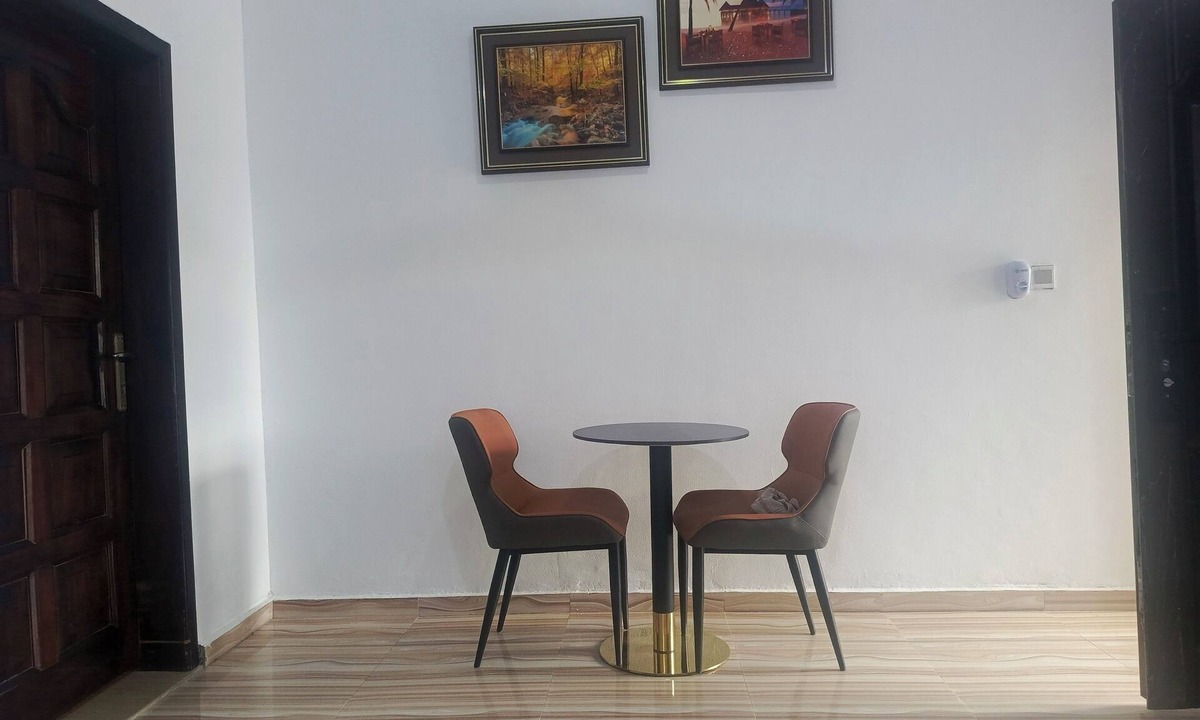Kasoa Apartment | Chic 1-bedroom apartment with fitness room and AC in Kasoa