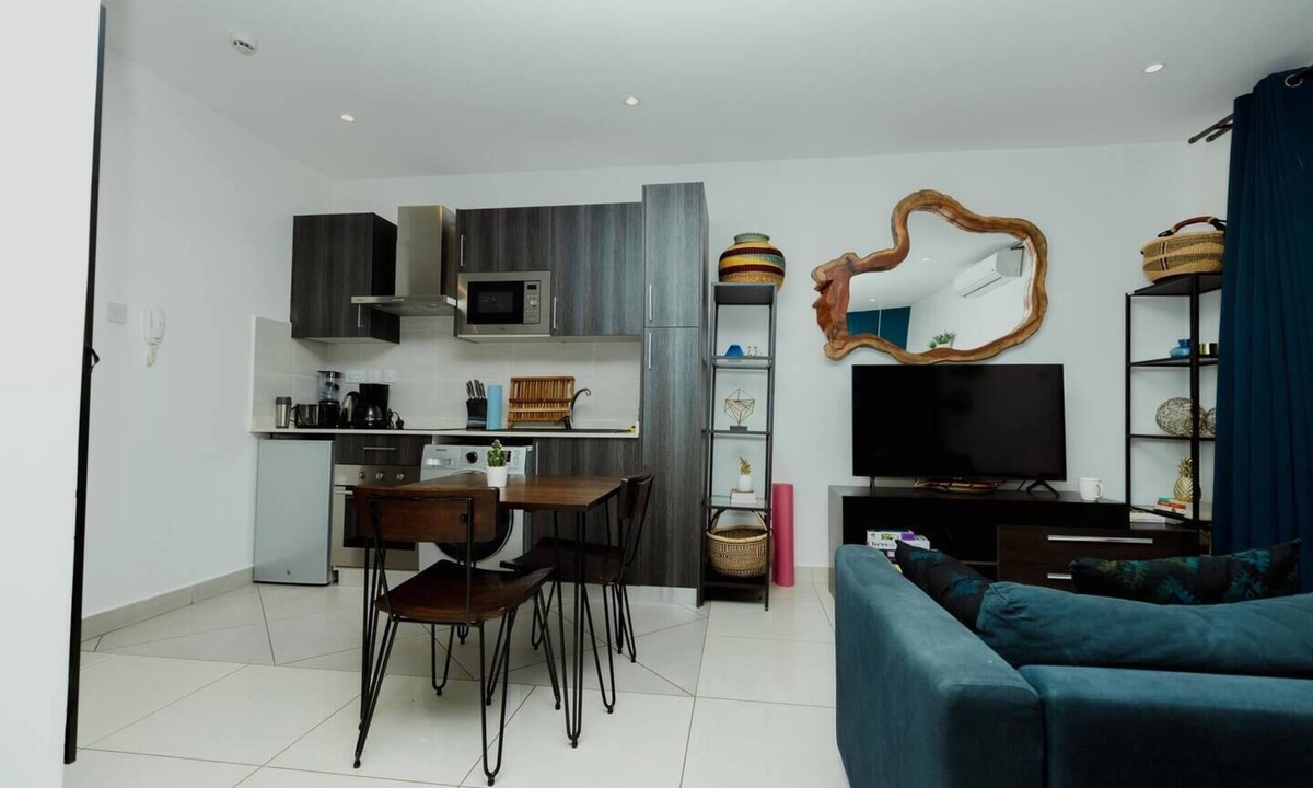 Cantonments Apartment | Chic Luxury Studio Apartment - Embassy Gardens