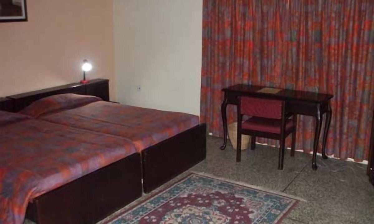 Obuasi Cabin | Coconut Grove Miners Lodge