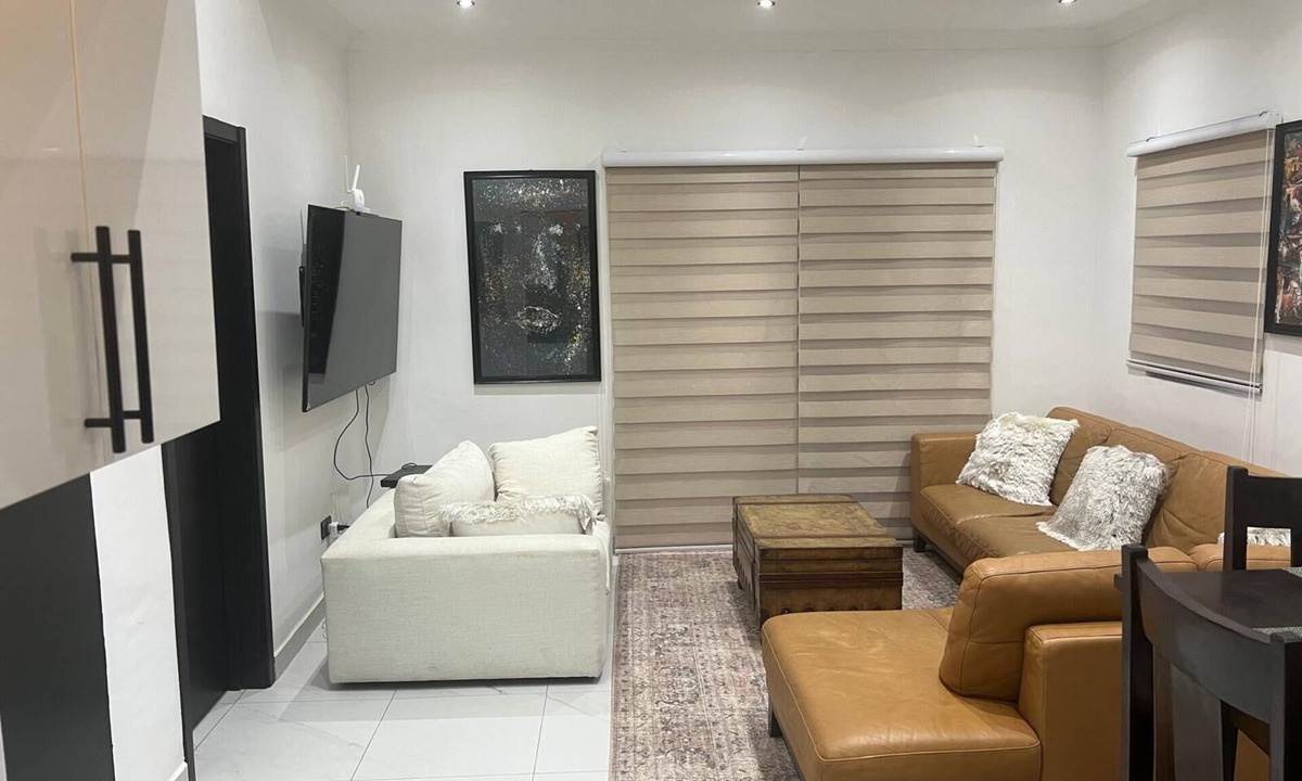 Accra Apartment | Cozy 2-bedroom apartment in welcoming Accra with WiFi, AC, fitness room