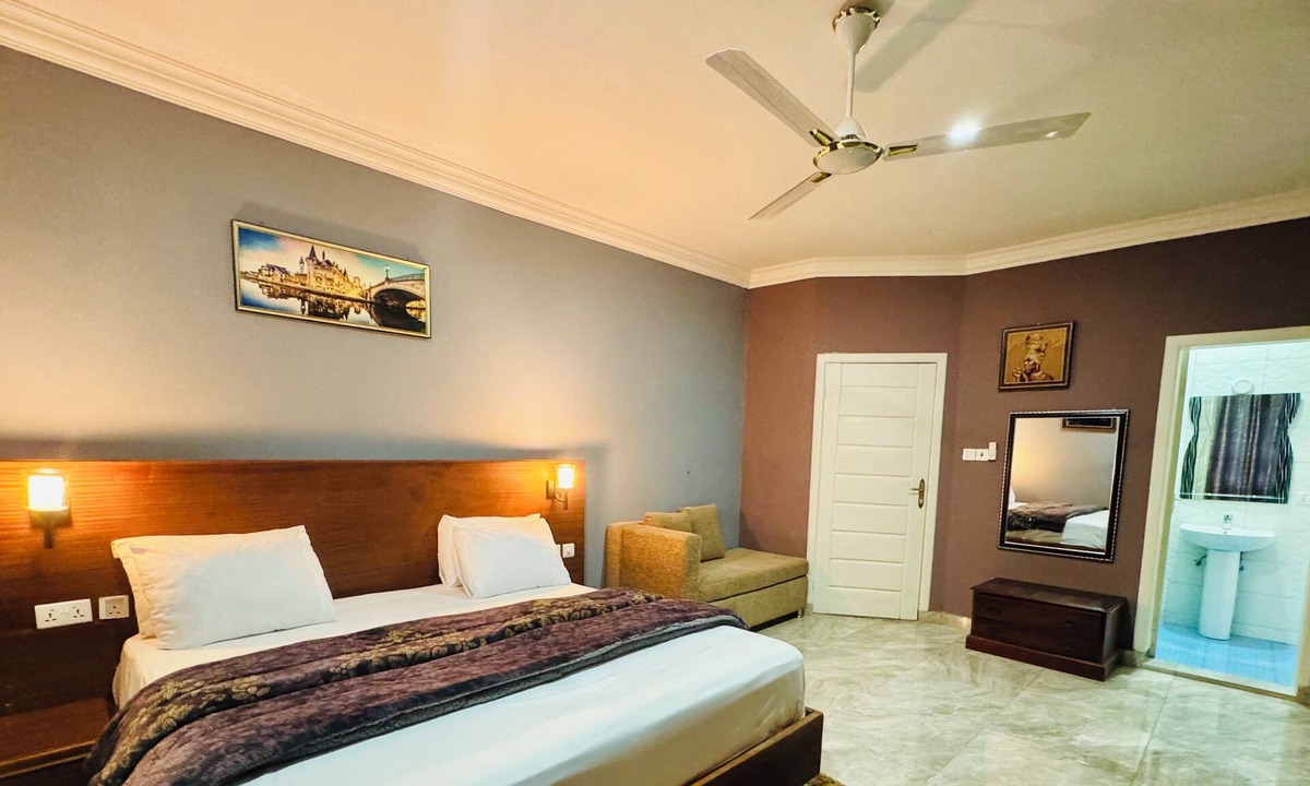 Tema Hotel | Dafika Lodge