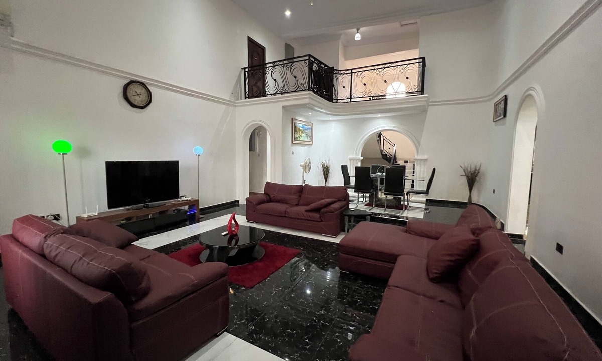 Santeo House | Dworth Lodge, East Legon Hills by the Melcom Mall 5BED