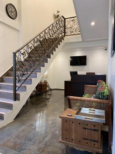 Accra Hotel | EAGLE VAULT (THE NEST FACILITY)
