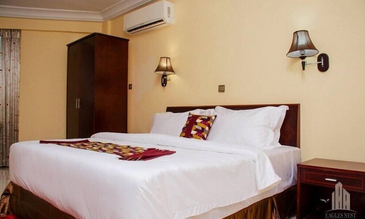 Wassa West Hotel | EAGLES NEST IN. HOTEL