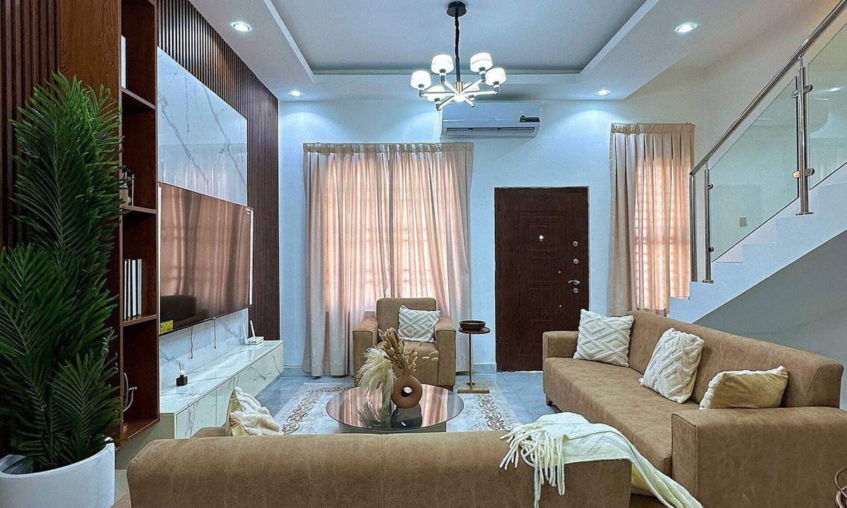 Nungua House | East Legon Hills Deluxe 3-bedroom townhome in adorable with back up electricity