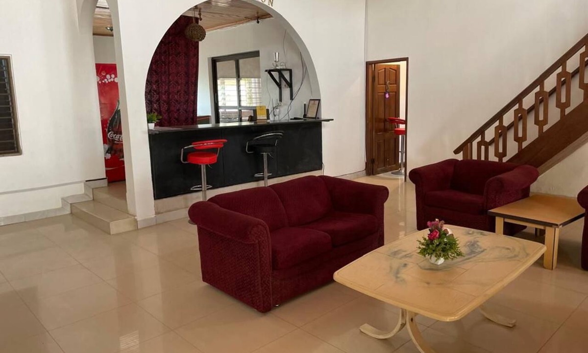 Cape Coast Hotel | Eden Lodge