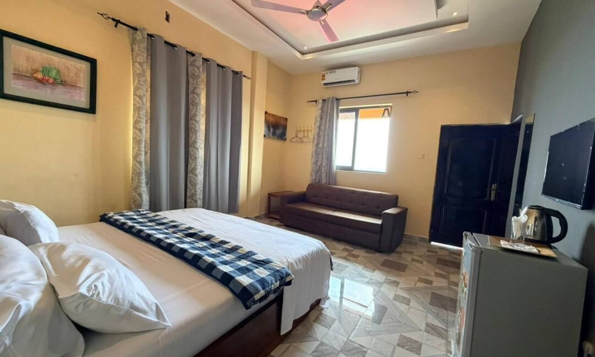 Eastern Region Hotel | Eden Roc Luxury Hotel