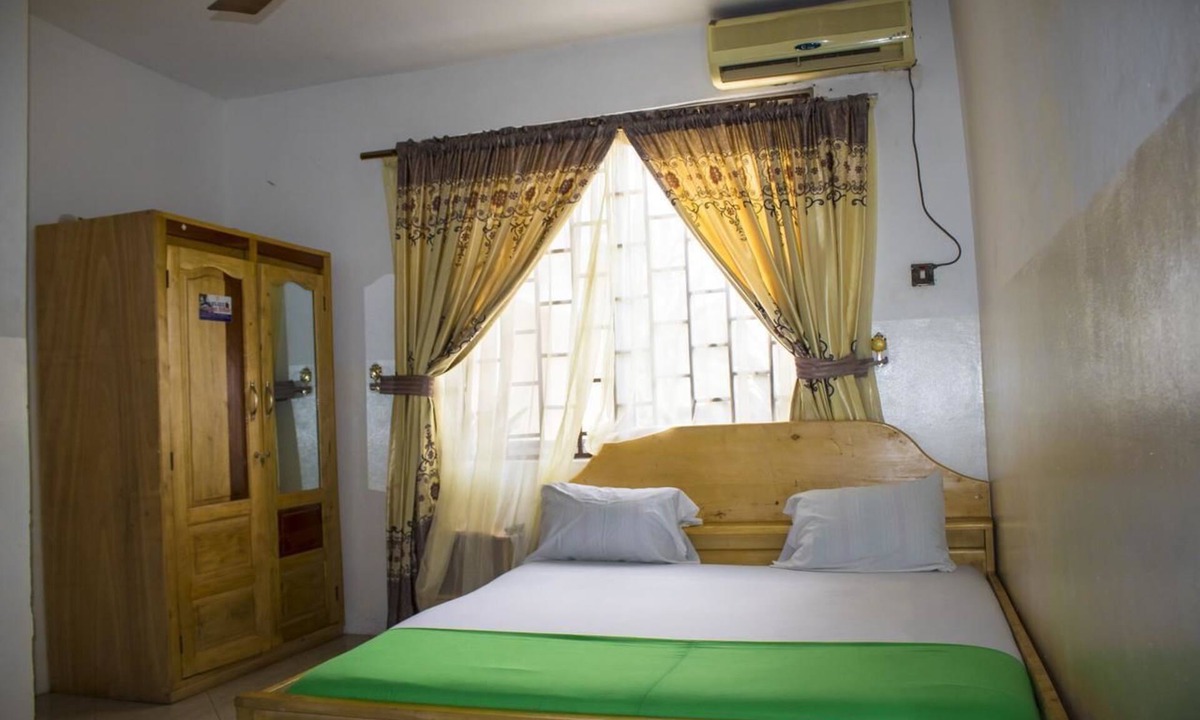Abrekuma Hotel | Elizz Guest House