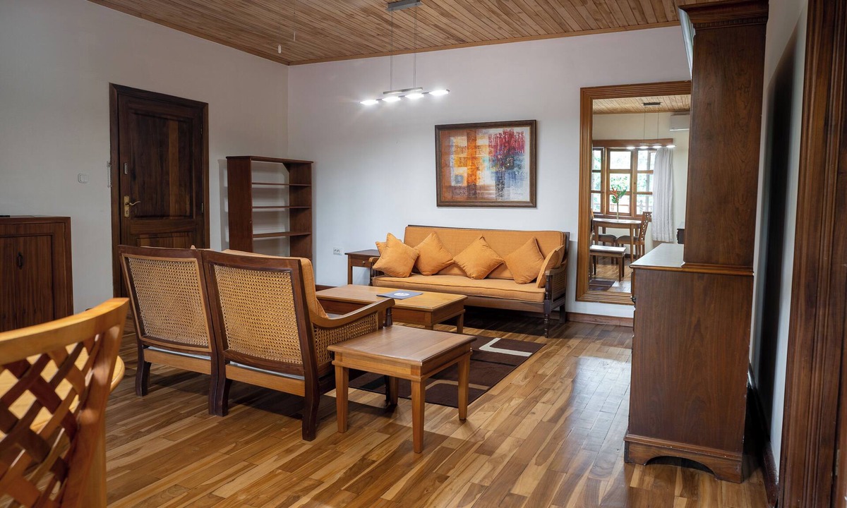 Accra Hotel | Esther's Hotel