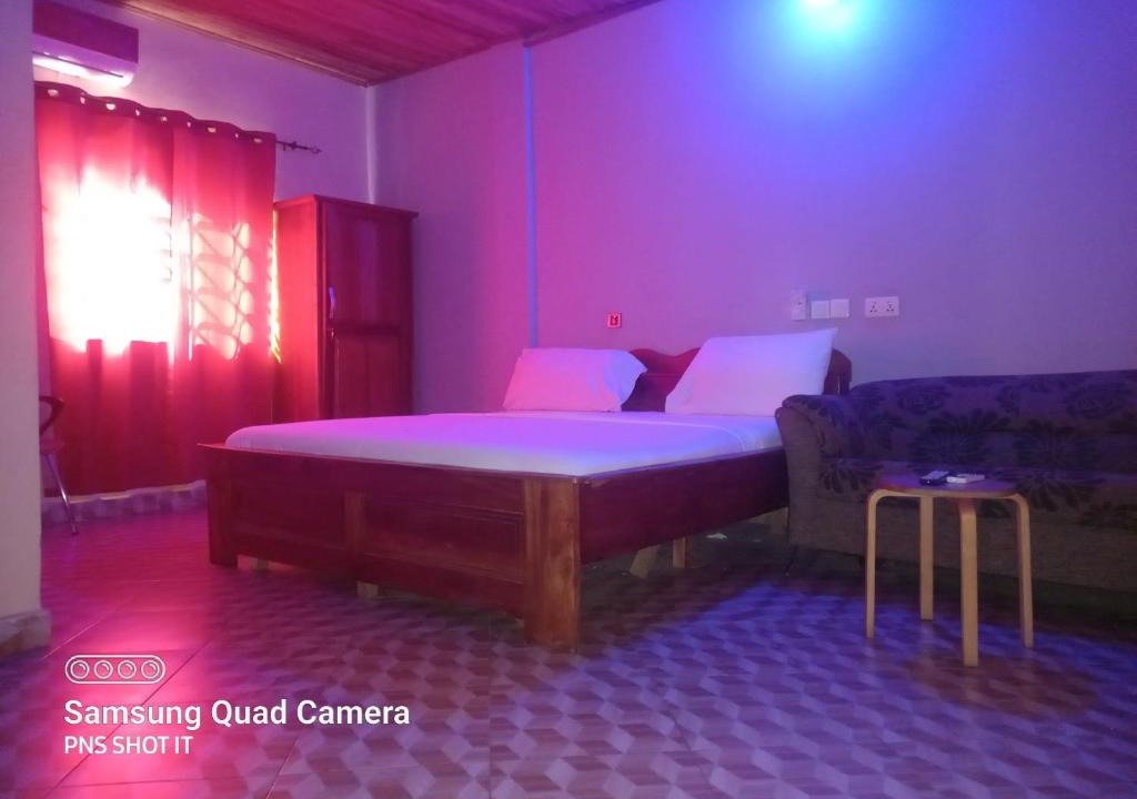 Tarkwa Hotel | Felman Hotel