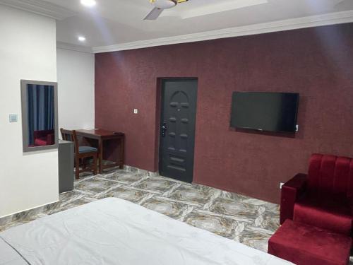 Accra Hotel | Georicia hotel