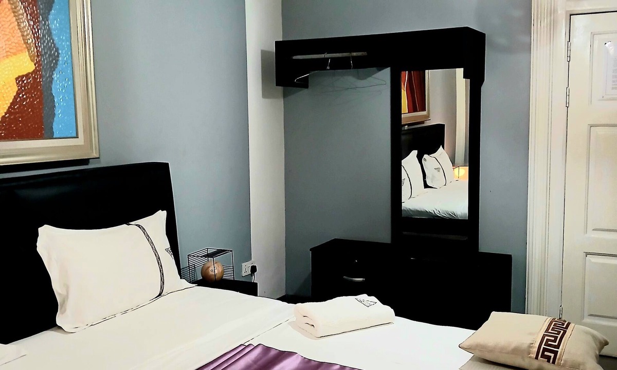 Madina Hotel | Gullivers Travel Hotel