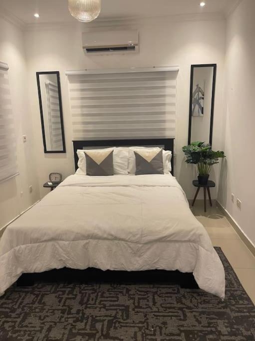 Ogbodjo Apartment | Gyams Apartment
