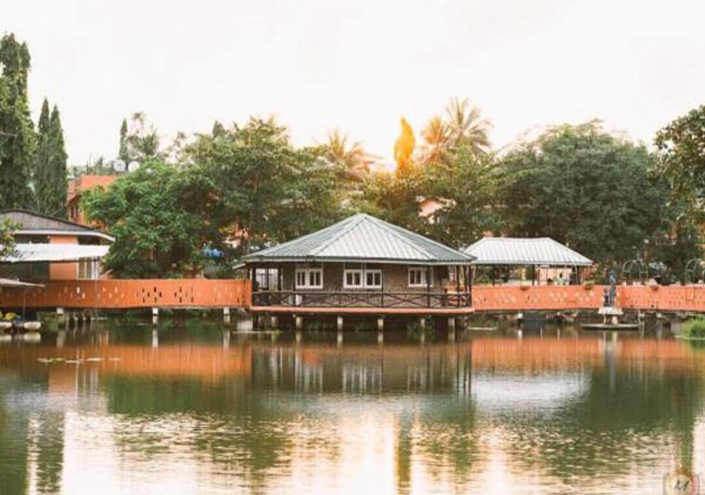 Cape Coast Hotel | Hans Cottage Botel
