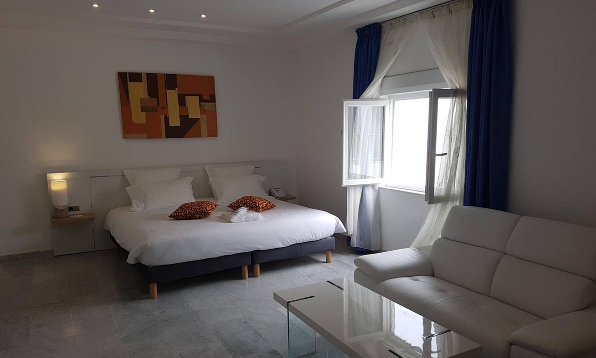 Lome Hotel | Hotel Ahoefa King Salomon Garden