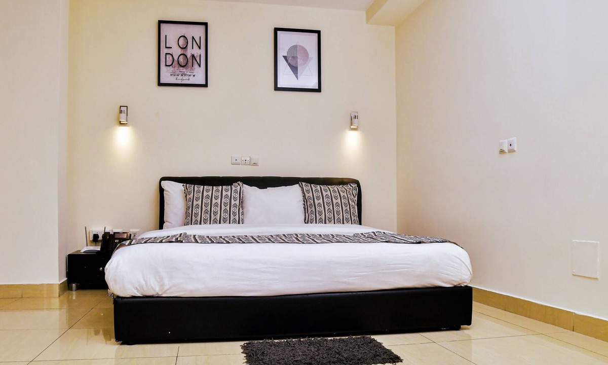 Lome Hotel | Hotel M'Rode