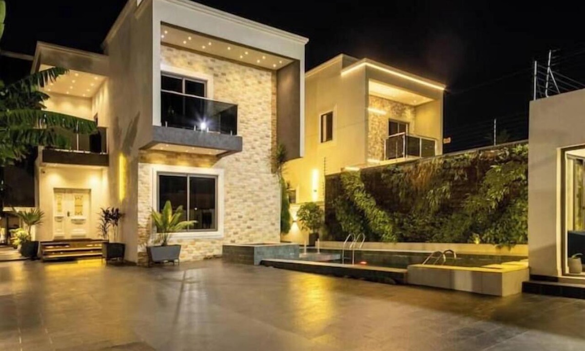Madina House | J&M Exclusives 4bedroom