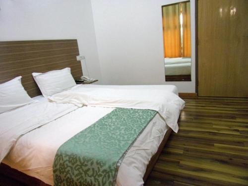 Lome Hotel | Jess Hotel