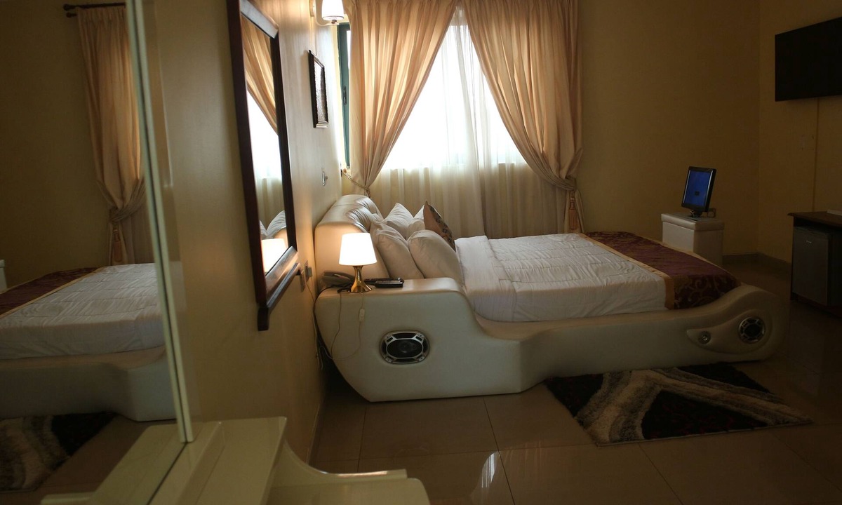 Teshie Hotel | Jobyco Hotel