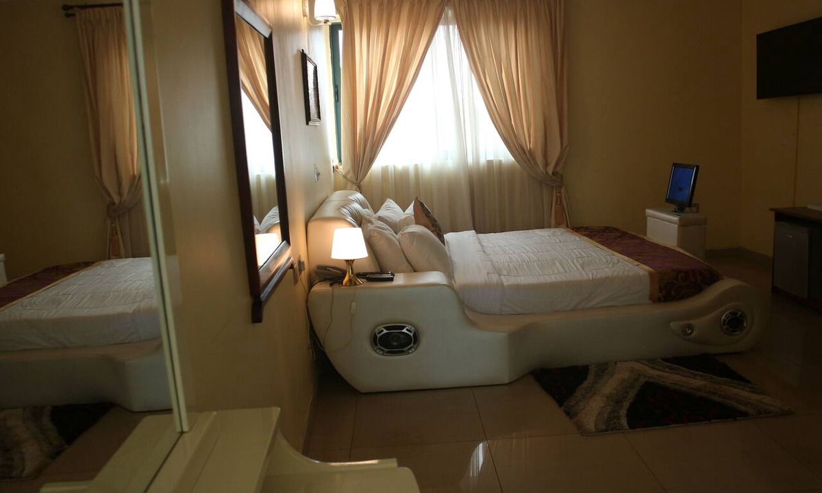 Teshie Hotel | Jobyco Hotel