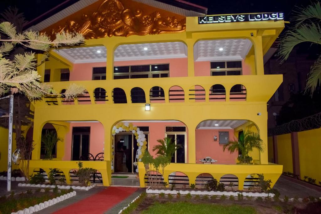 Kwabenyan House | Kelsey Lodge, Guest House