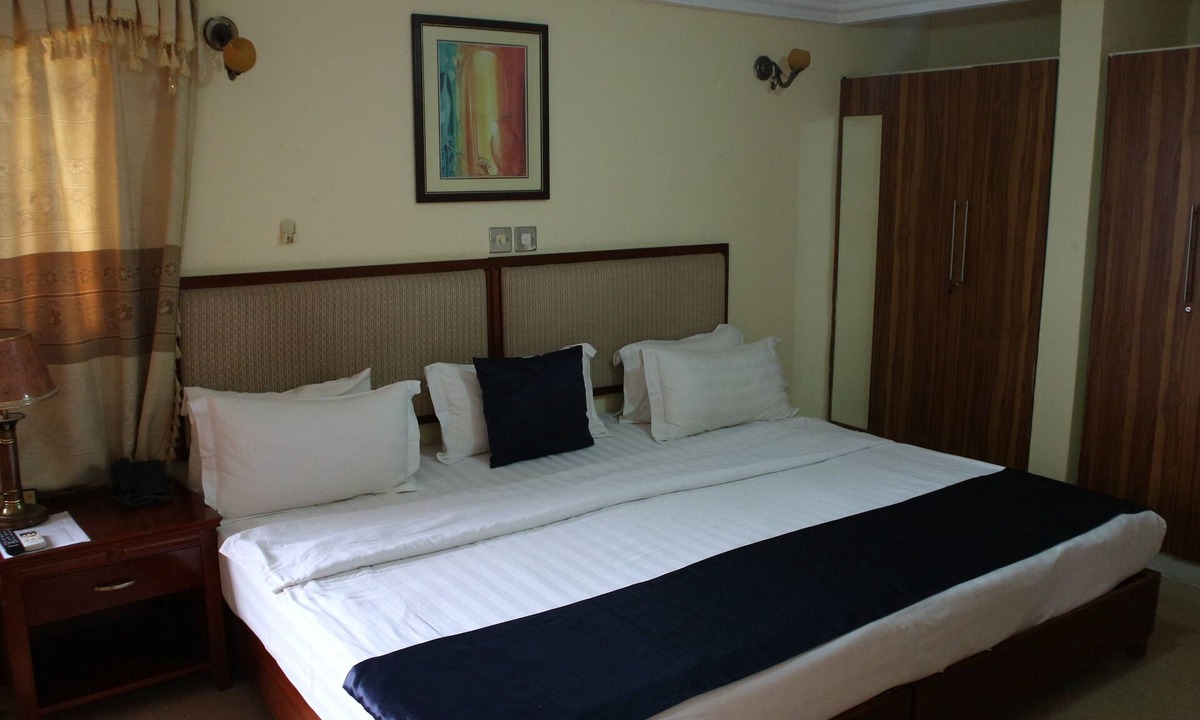 Accra Hotel | Krisview Hotel