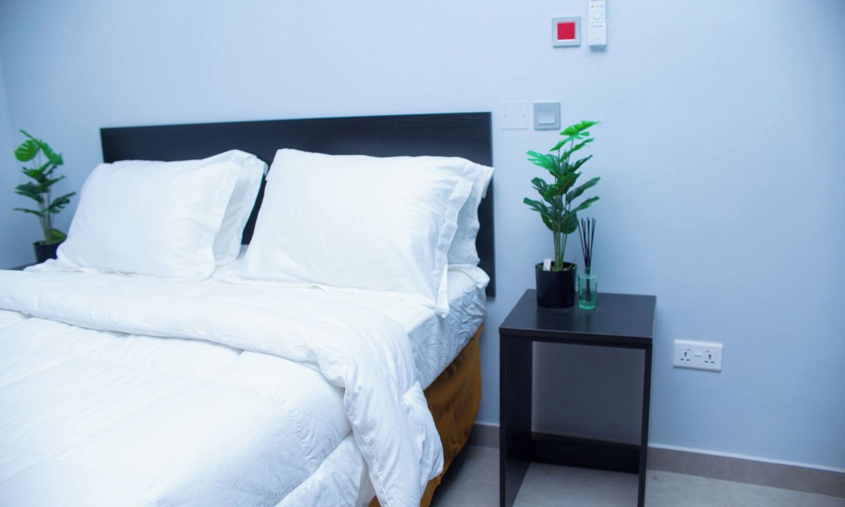 North Legon Hotel | L57 SUITES