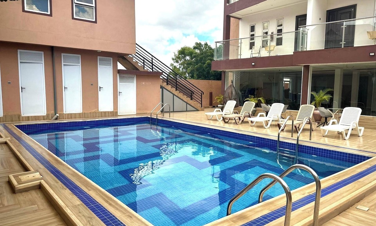Santeo Apartment | Lucy’s Lounge, Cozy 2-bedroom apartment in East Legon Hills