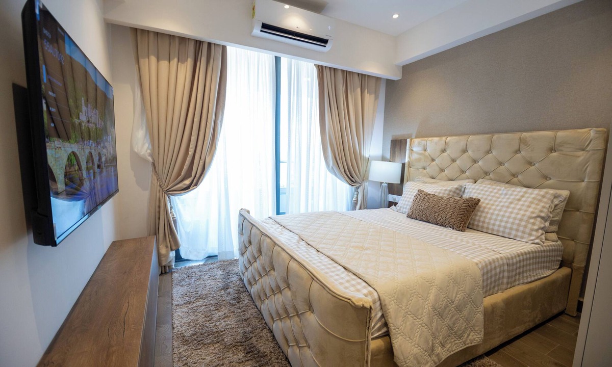 North Ridge Apartment | Luxurious 1 bedroom apartment 310 with unlimited WiFi and AC