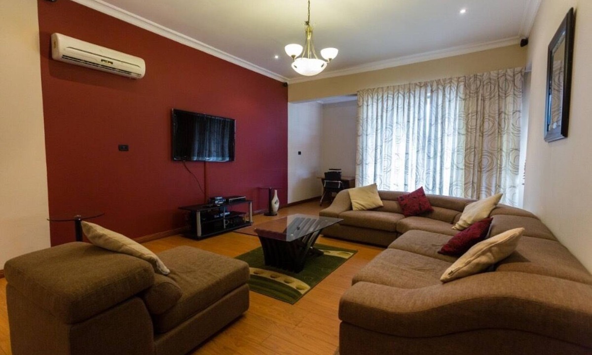 Osu Klottey House | Luxury 2 Bedroom Apartment