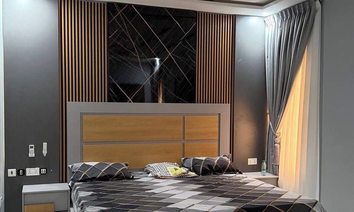 Accra Apartment | Luxury 2-Bedroom Retreat with Modern Amenities