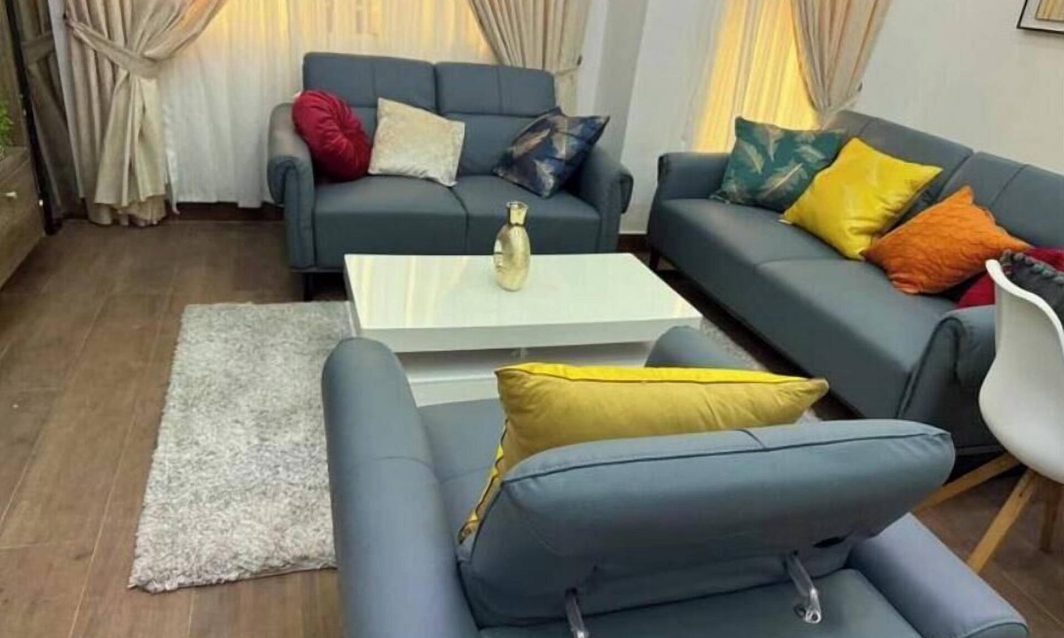 Lome Apartment | Luxury One bedroom Apartment R+1
