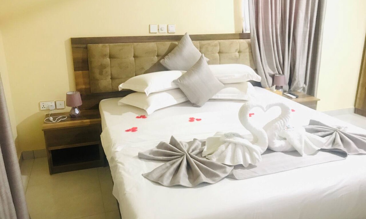 Winneba Hotel | Mankoview Beach Resort