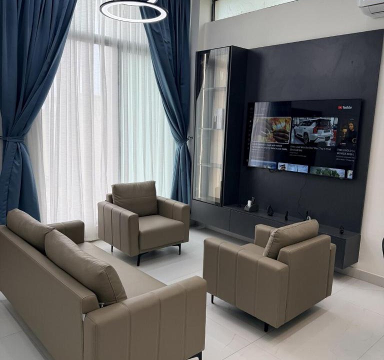 Accra Villa | Nana's Villa