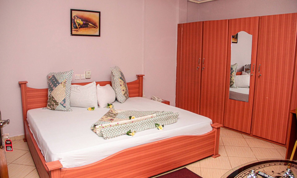 Techiman Hotel | Nbangba Hotel